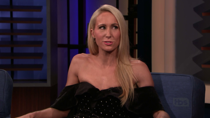 Никки Глейсер горячее