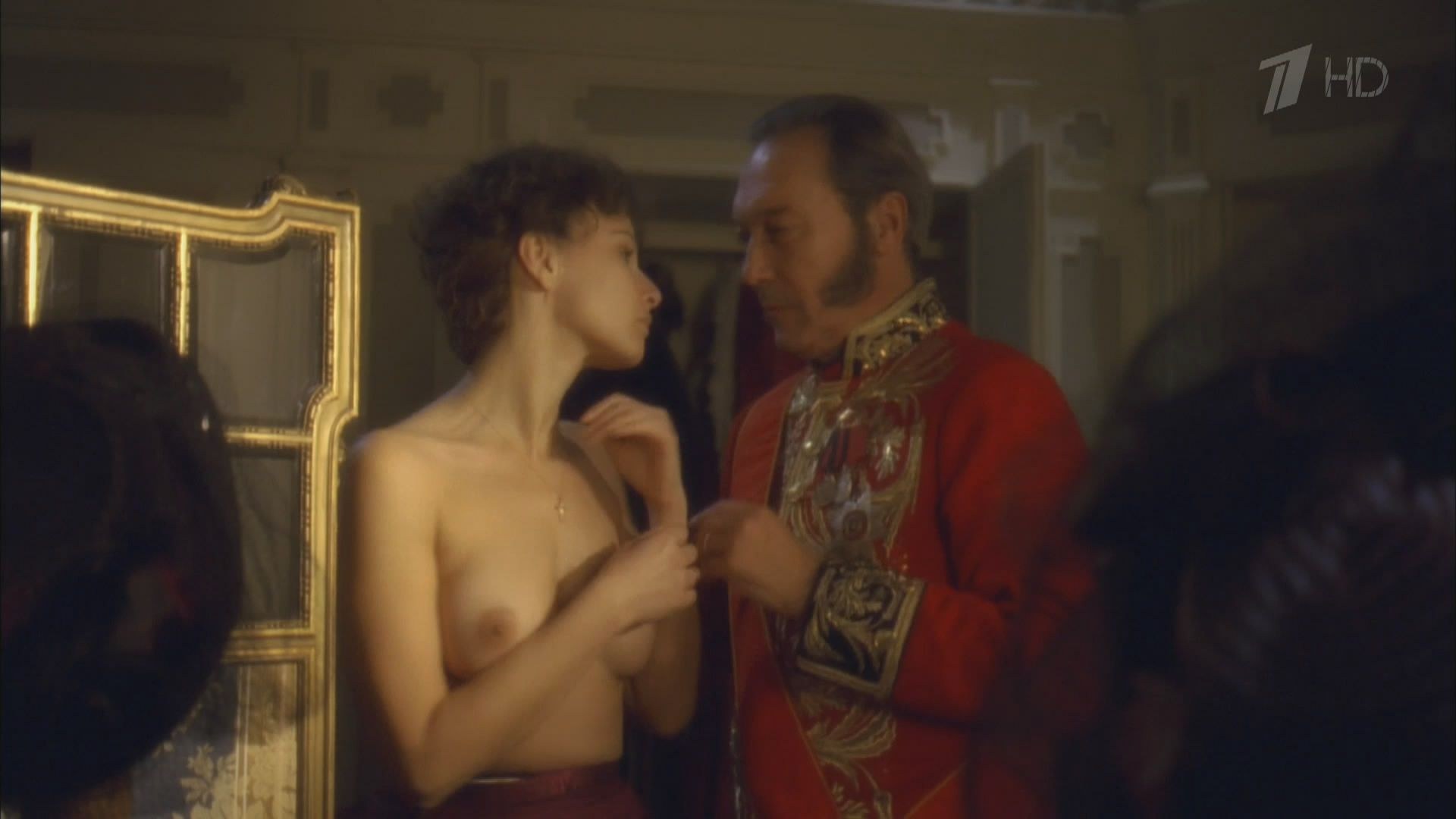 Пенис ішкі жағынан анусқа кіреді Қабырға порносының артындағы мүше