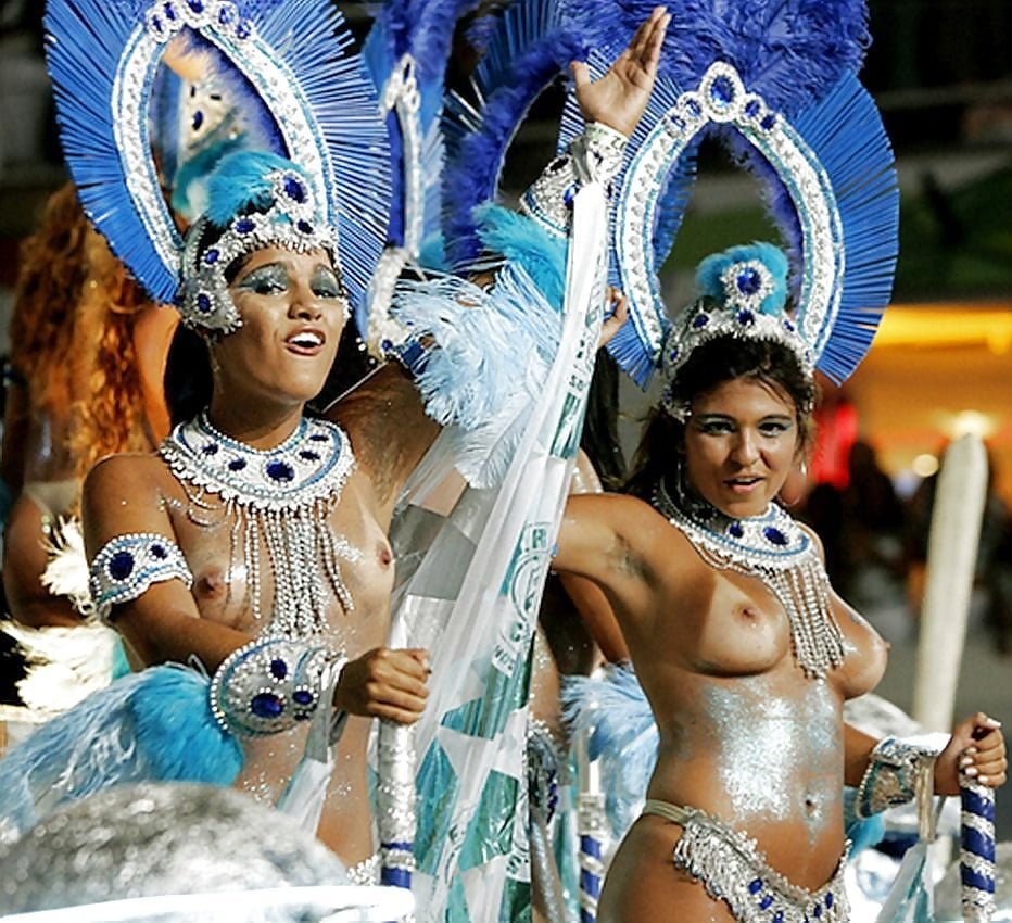 фото голая карнавал в бразилия фото 14