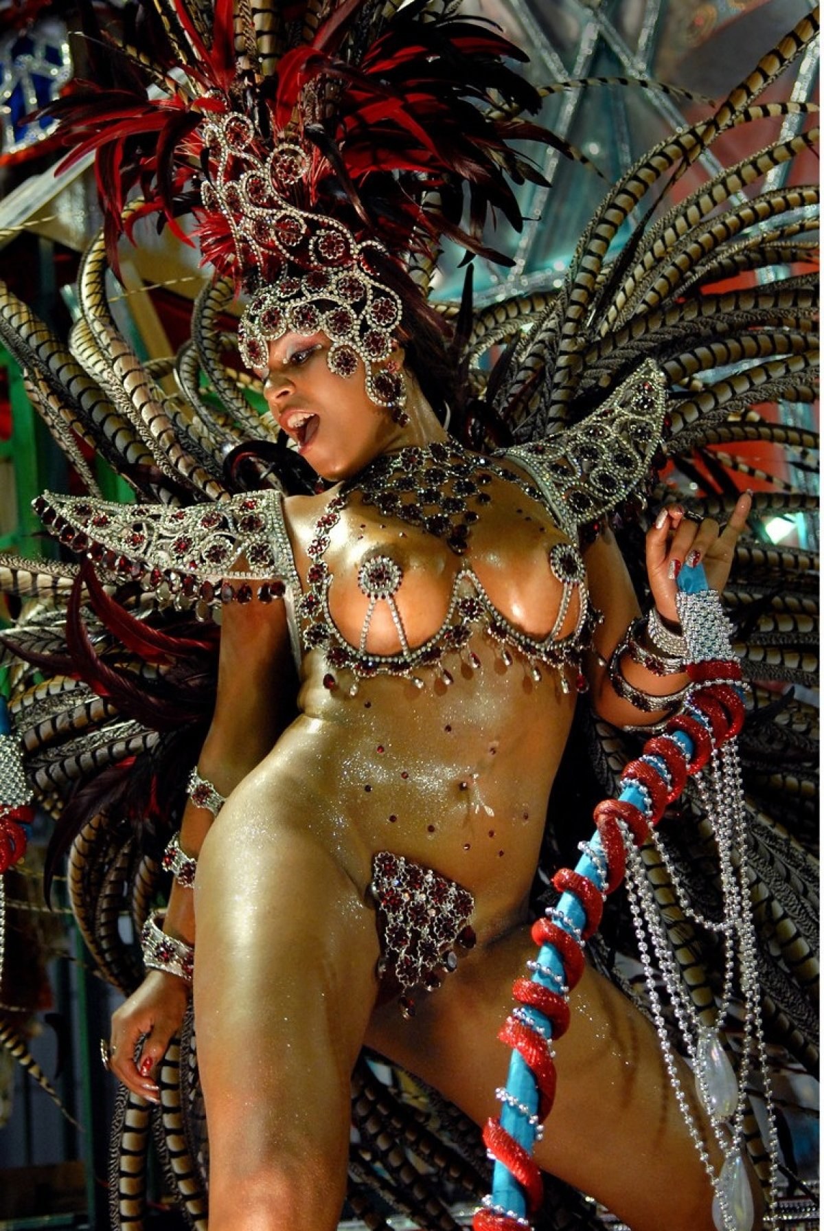 фото голая карнавал в бразилия фото 73