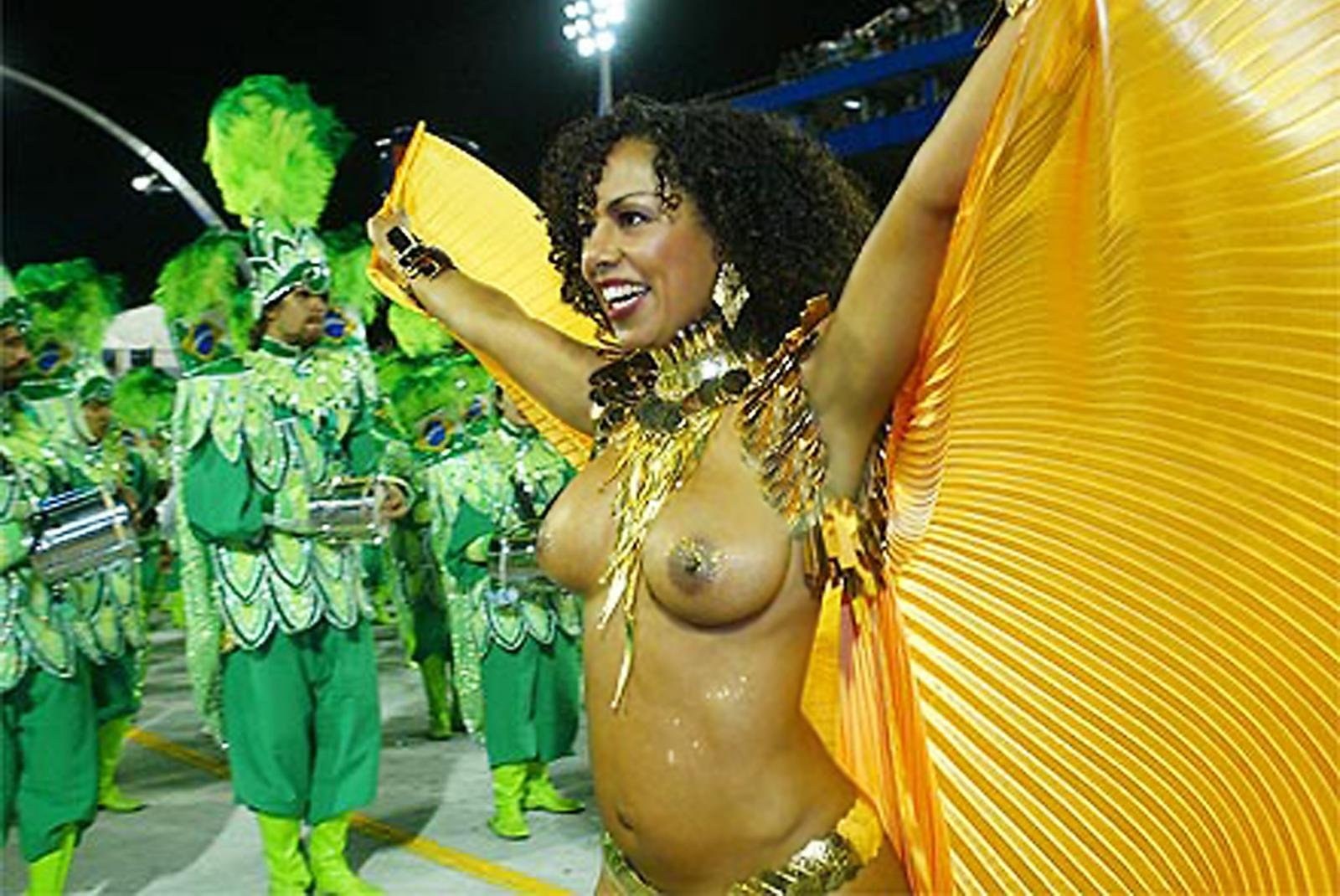 фото голая карнавал в бразилия фото 15