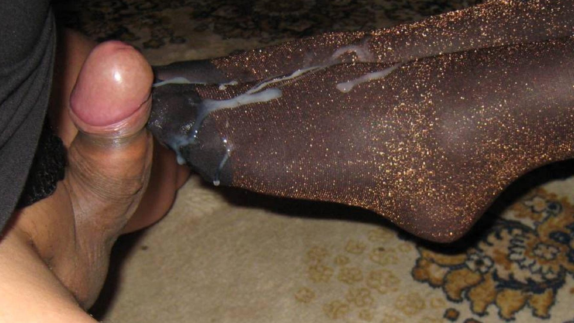сперма на ногах домашние фото 119