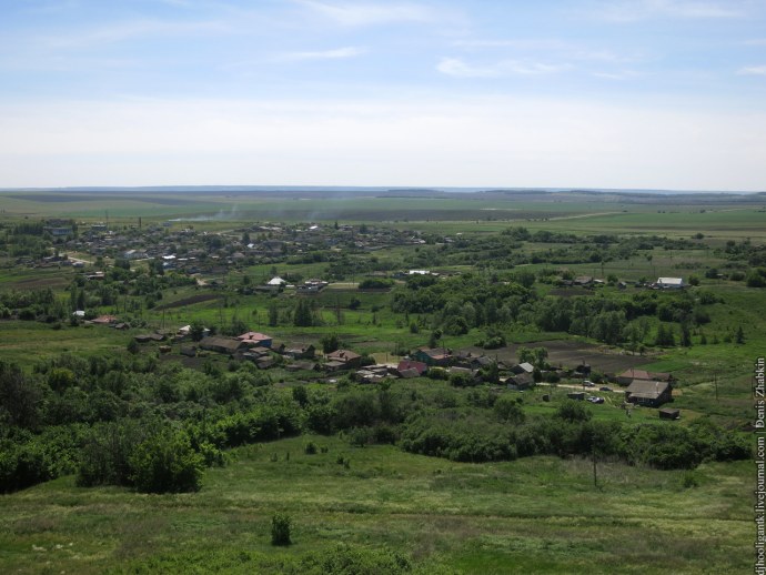 Фотосессия стирка на реке