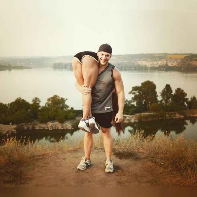 Юлия Мазина в платье