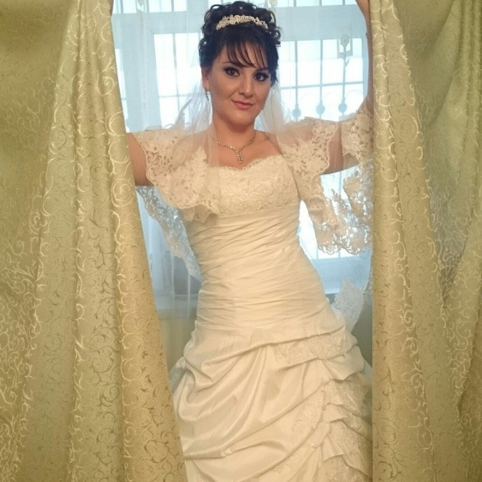 Стефани Санзо