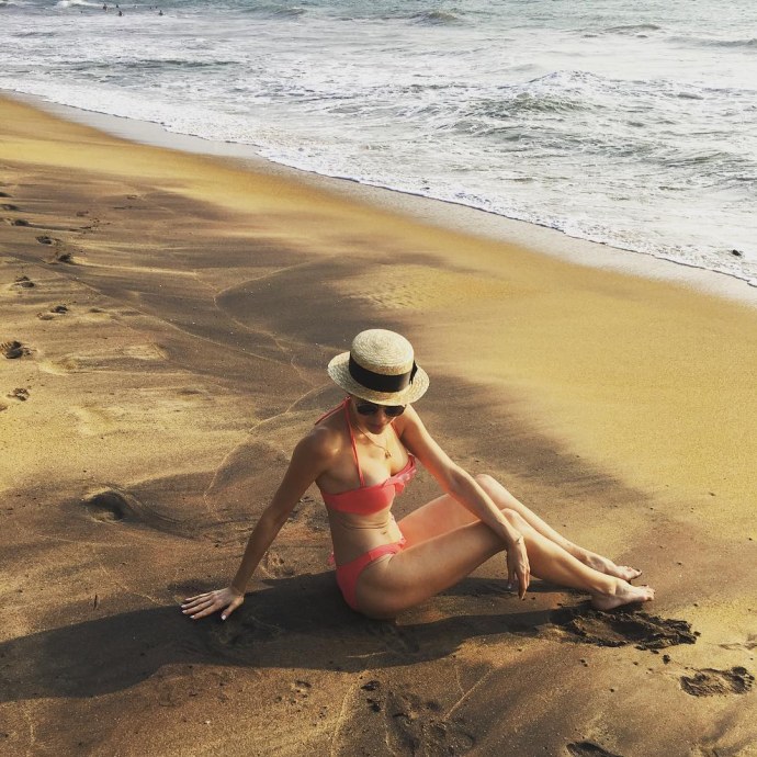 Актриса Анна Данькова голая