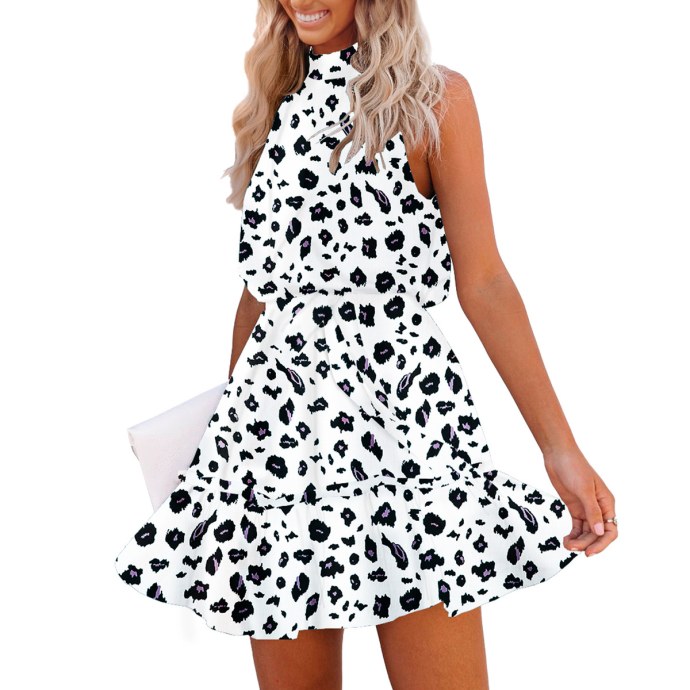 Девушка платье в горошек ёбля