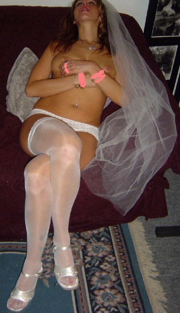 Пьяные голые невесты фото