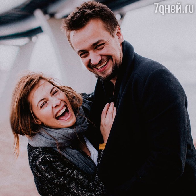 Холли Мэри Комбс порнография