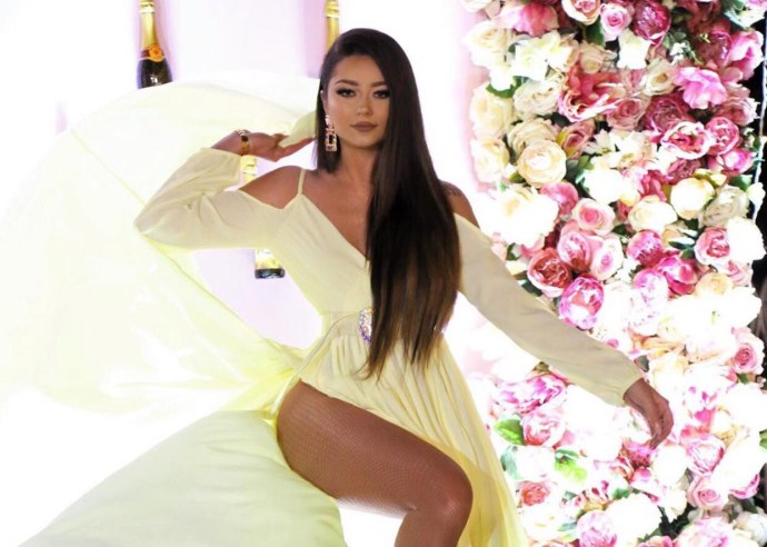 Рейчел Каммон Мускул xxx