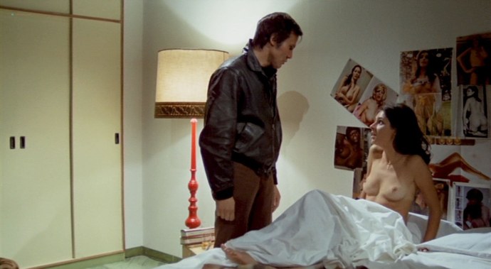 Антония Сантилли голая