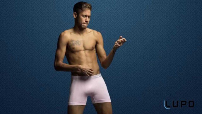 Неймар голый