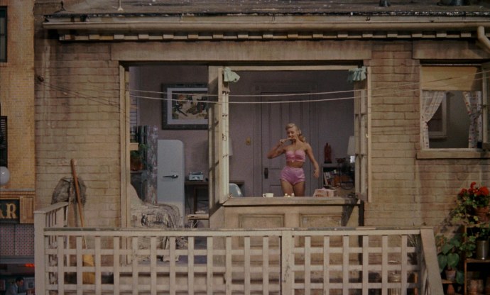 Вуайеристы заглядывающие в окна