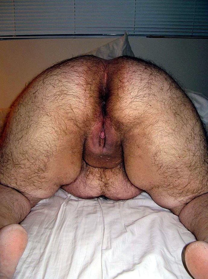 Волосатая женская промежность