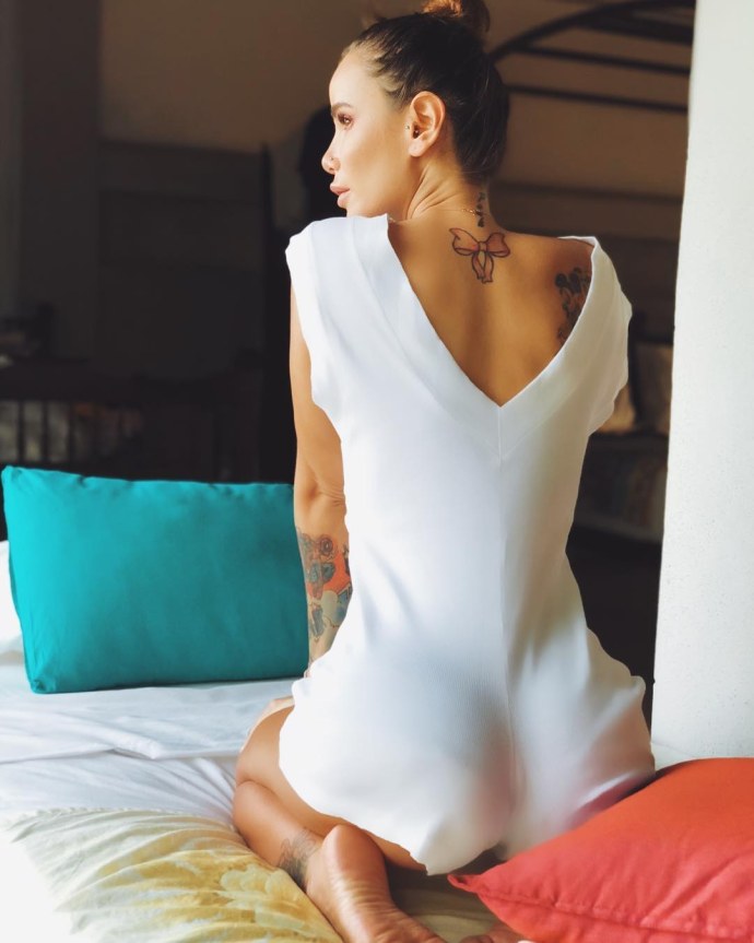 Алена Водонаева слив