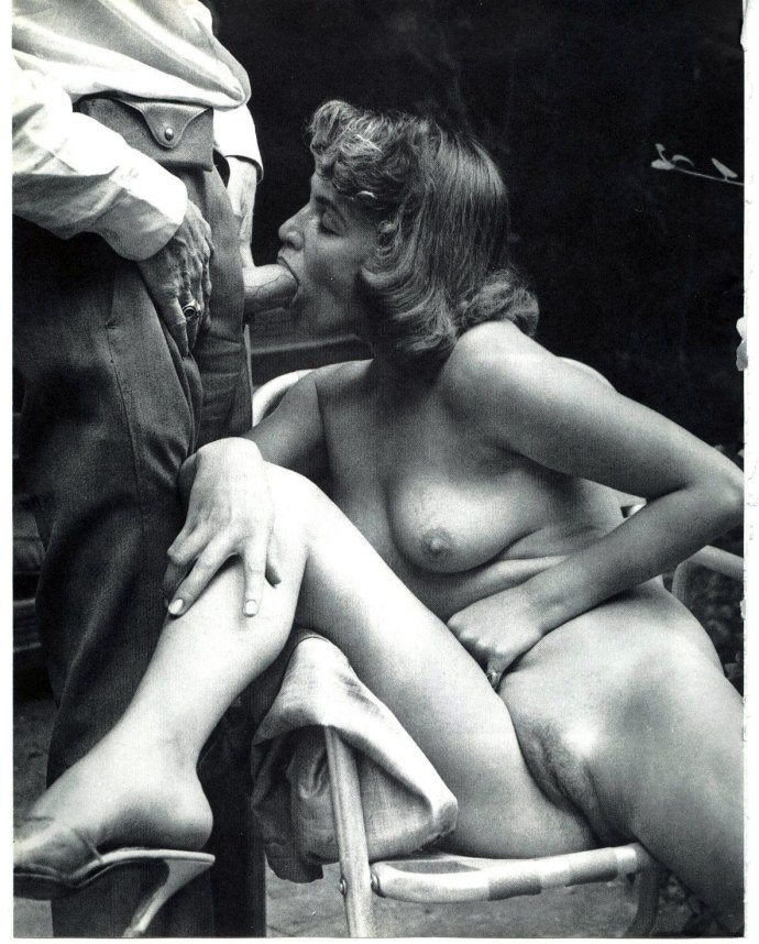 Ретро голые женщины порнография