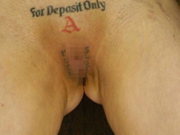 Клеймо на женских гениталиях