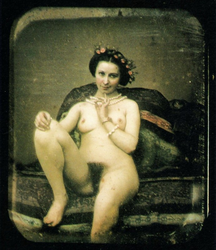 Голые женщины с мужчинами в бане ретро