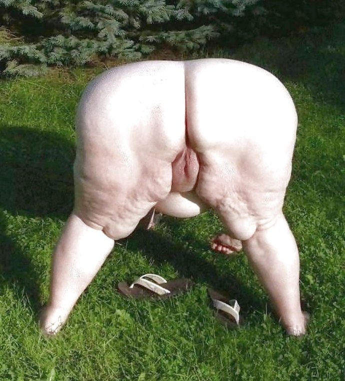 Раздолбанное очко толстухи