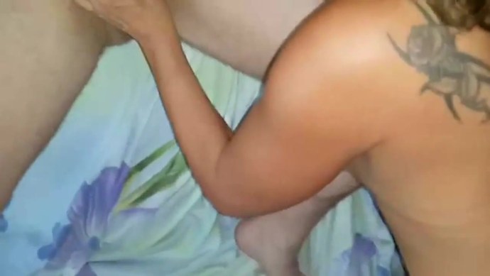 Некар Задеган в купальнике