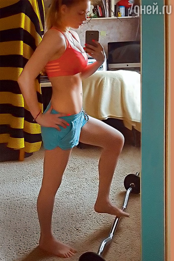 Екатерина Мельник физрук