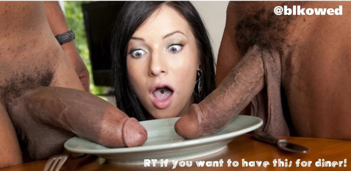 Черный член возле лица