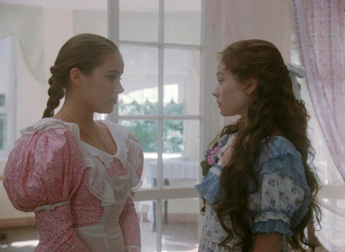 Елена Корикова Maxim