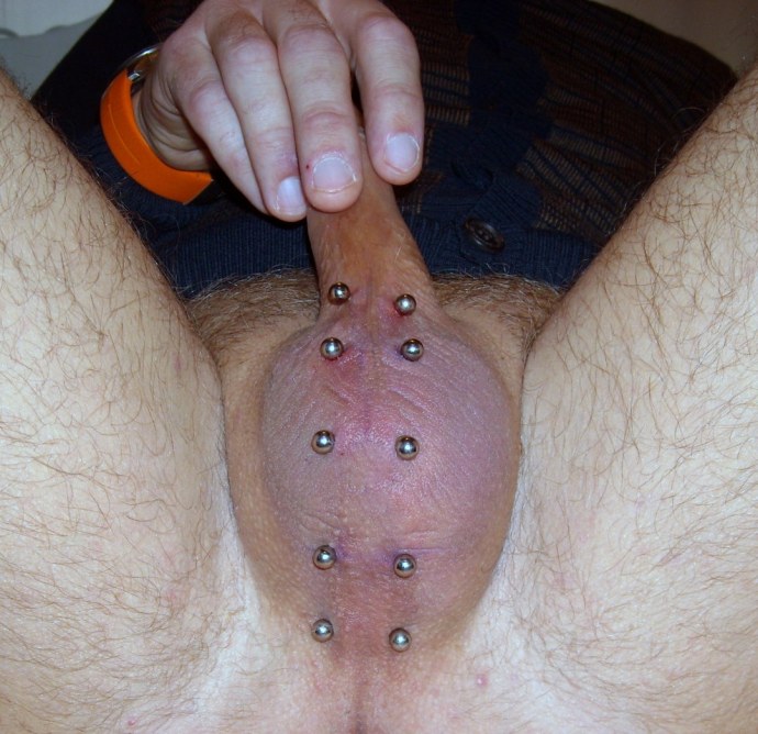 Bdsm weighting balls piercing