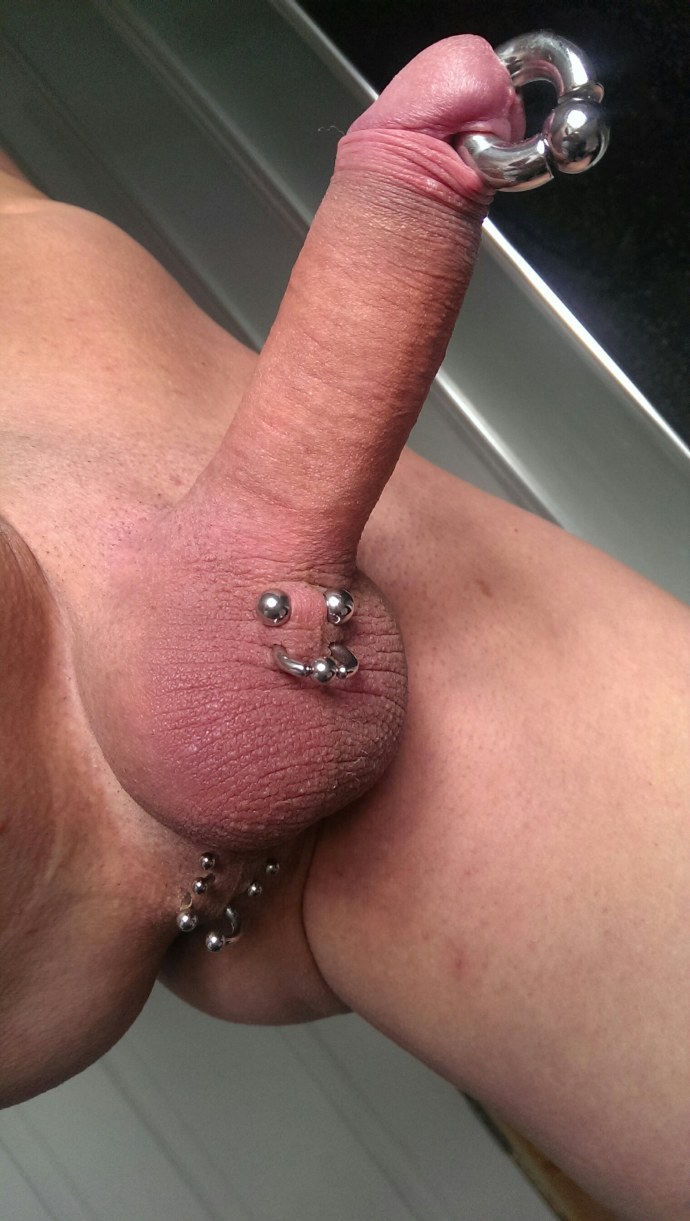 Крошечный мужской пояс верности