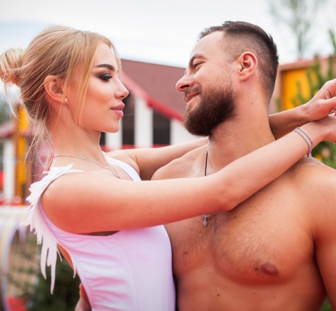 Порноактриса анальная Людмила