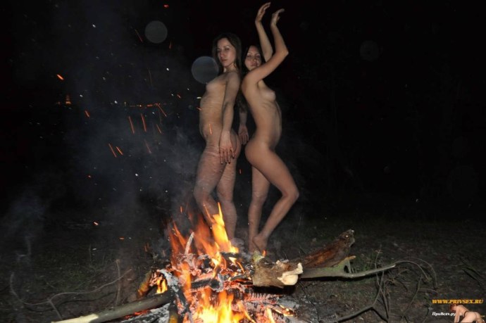 Праздник Ивана Купалы голышом