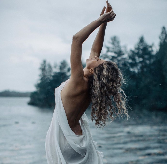 Виктория Агалакова грудь эпидемия