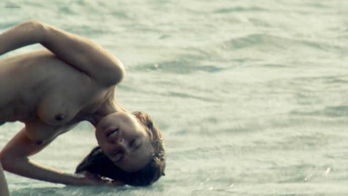 Елена Радевич обнаженка