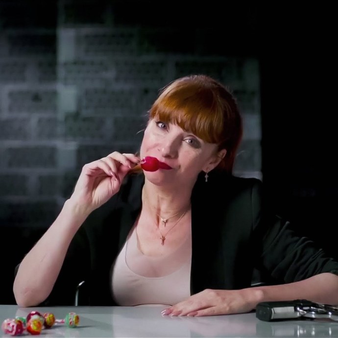 Lovers of the Arctic circle (1998)