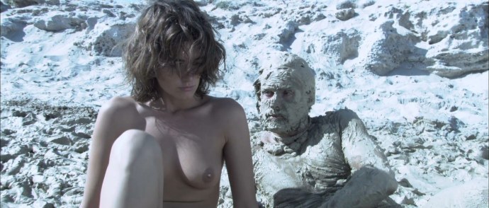 Голая Сильвия Эрнандес