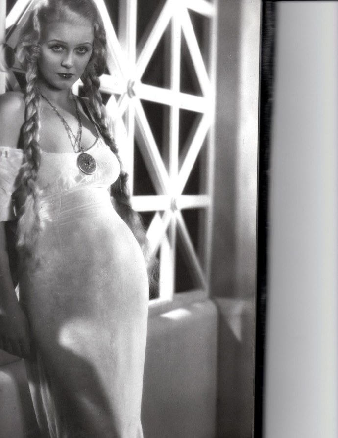 Глория Стюарт в молодости голая