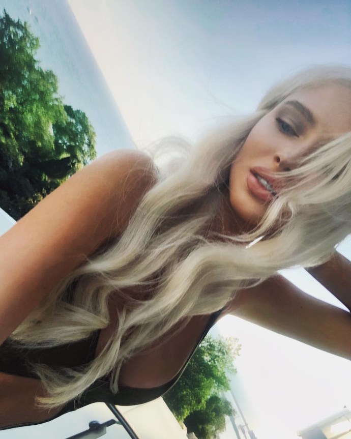 Нелли Шишкова