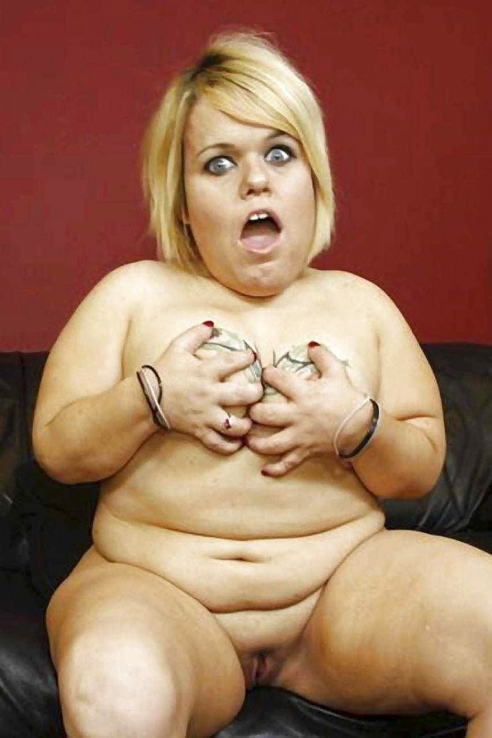 Карлики с большими сиськами