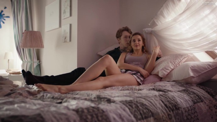 Под водой фильм 2020 Кристен Стюарт