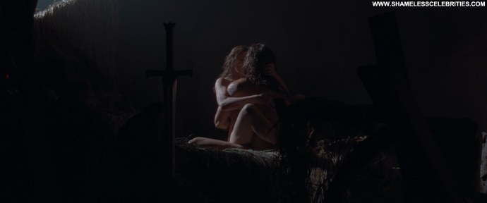 Рэйчел Николс постельная сцена