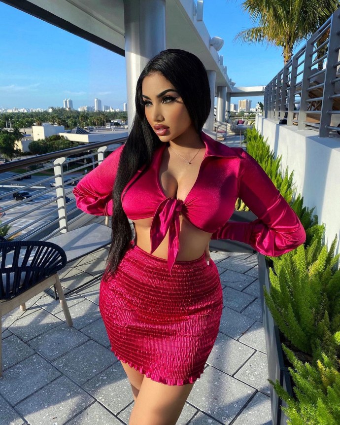 Модель Ioana Chira 2019 голая