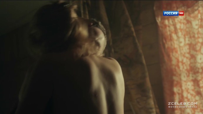 Виктория Исакова топлес