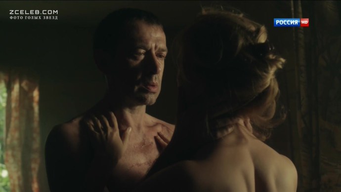 Голая Виктория Исакова gif