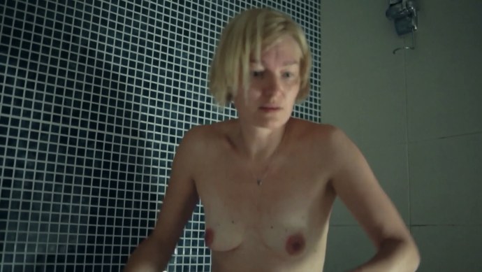 Виктория Толстоганова ню