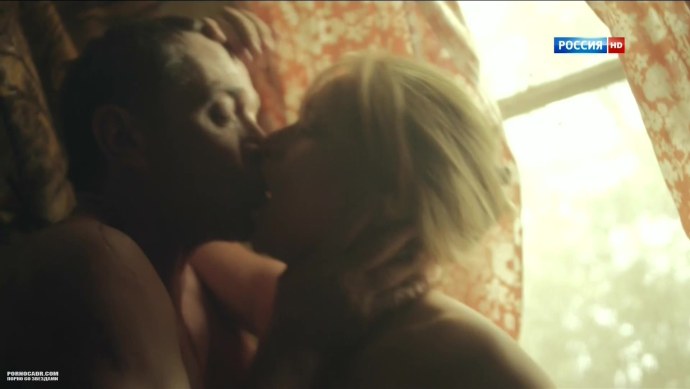 Виктория Исакова топлес