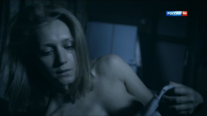 Виктория Исакова голая в фильме зеркала