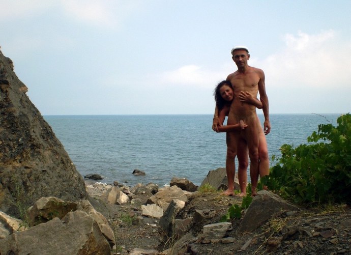 Голые мужчины на крымских пляжах