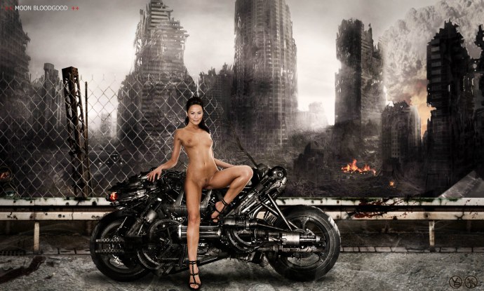 Мун Бладгуд голая в фильме