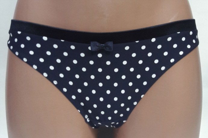 Голая трусики в горошек