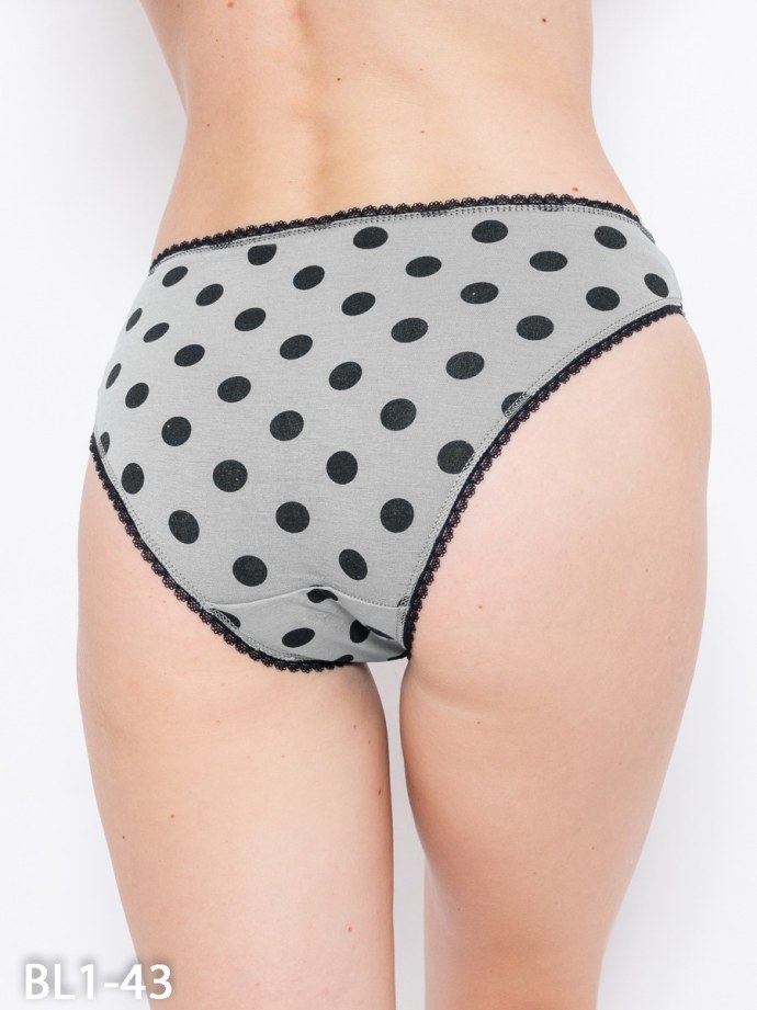 Трусики в горошек частное